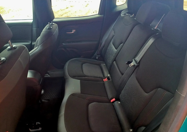 Jeep Renegade cena 89900 przebieg: 38500, rok produkcji 2021 z Płock małe 106